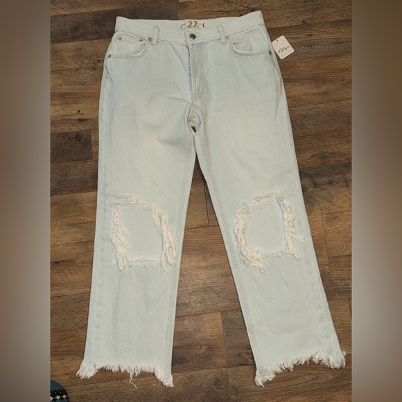Free People Maggie Raw Hem Paradise Blue Distressed Jeans Size 27 28 inseam NWT - Picture 2 of 10